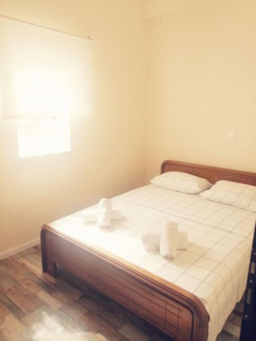 3 Room Apartment By The Beach - Free Parking Peraía Exterior foto